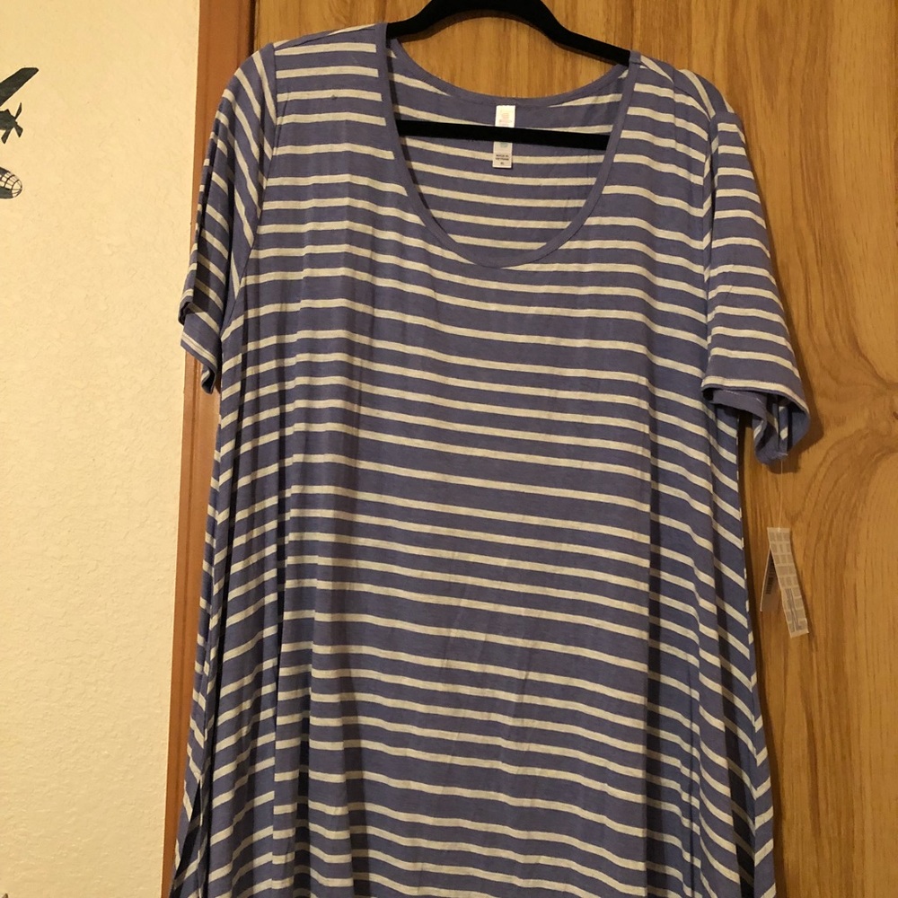 Xl Lularoe Perfect T